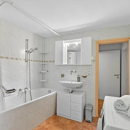 Casa Berta 2 With Balcony For Six - Happy Lejlighed Brissago