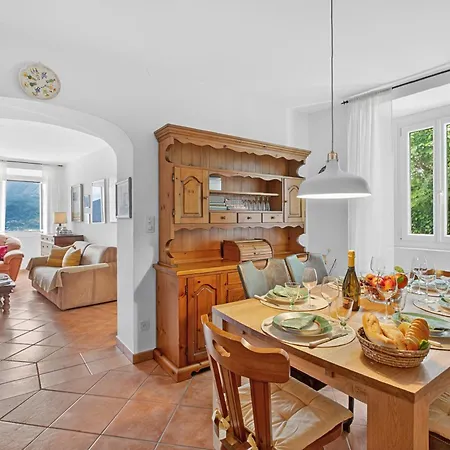 Casa Berta 2 With Balcony For Six - Happy