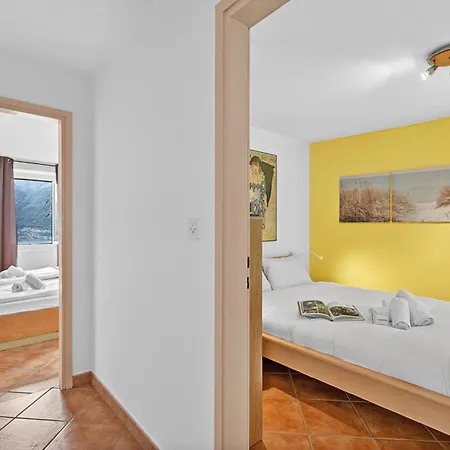 Casa Berta 2 With Balcony For Six - Happy Brissago